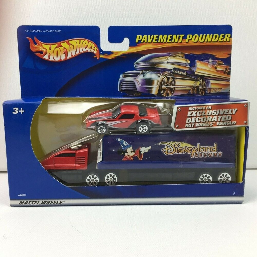 Mattel 2001 Hot Wheels Pavement Pounder Disneyland Resort Hauler Cast Car #47075